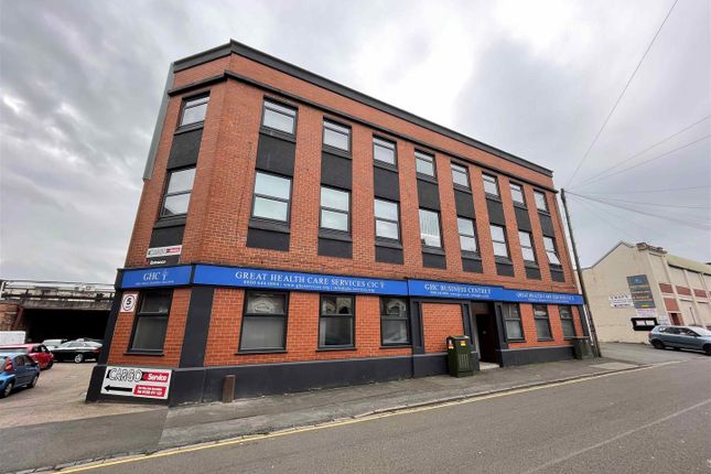 Commercial property to let in Newlands Street, Stoke-On-Trent