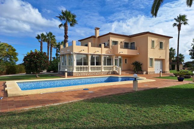 Thumbnail Villa for sale in Dénia, Alicante, Spain