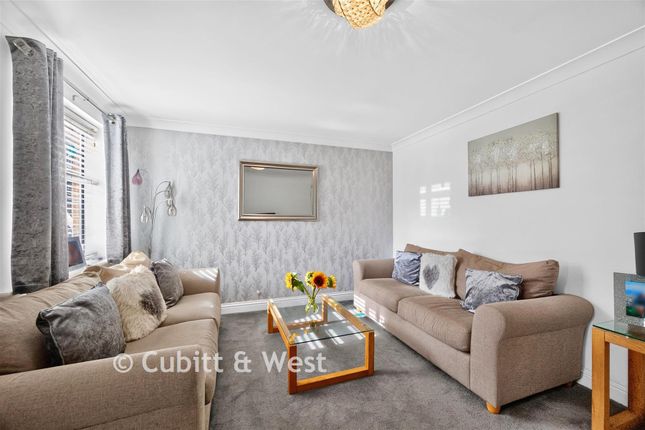 3-bed semi-detached on 5, Azalea Close, Havant, £360,000