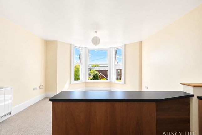 Flat 3, 10-14 Lower Polsham Road, Paignton photo 4