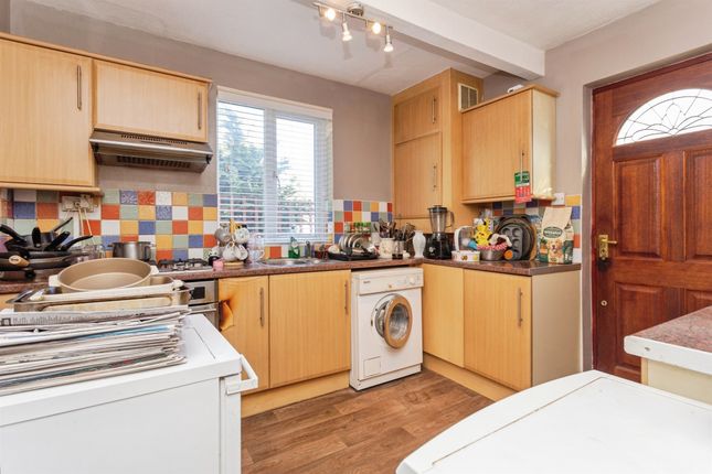 12, Ivy Close, HARROW photo 2