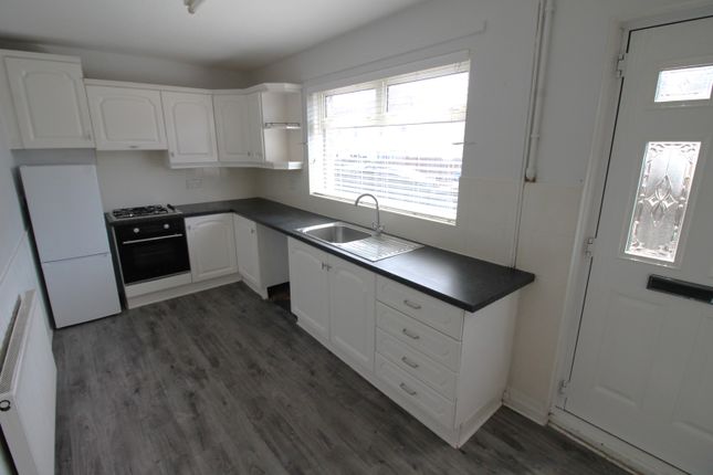 29, Lowerson Avenue, Houghton Le Spring photo 3