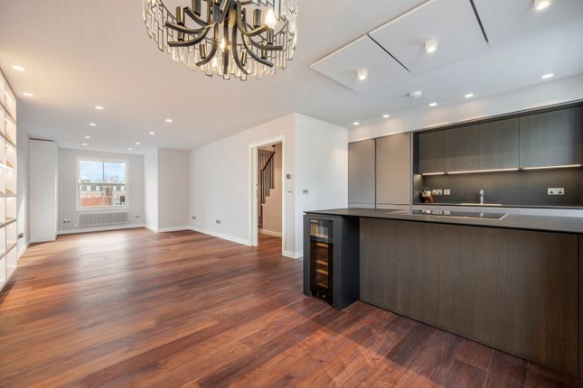 Thumbnail Flat to rent in Elm Park Road, Chelsea