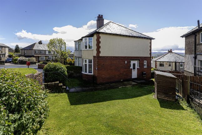 63, Tanyard Road, Huddersfield photo 4