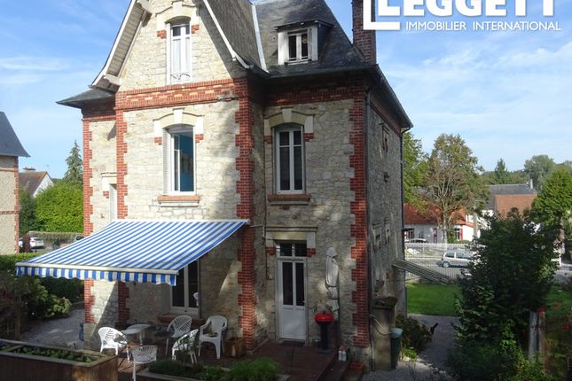 Villa for sale in Bagnoles De L'orne Normandie, Orne, Normandie