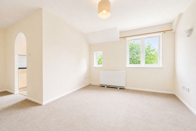 44, Hanstone Close, Gloucestershire photo 4