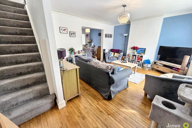 Dan-yr-Allt Close, Rhydyfelin Pontypridd photo 4