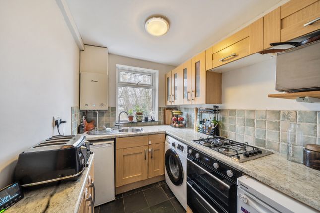 20, Cedar Road, Southampton photo 3