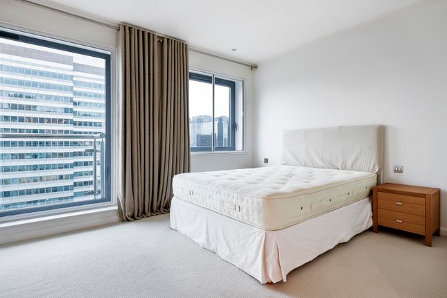 Flat to rent in Discovery Dock Apartments East, 3 South Quay Square