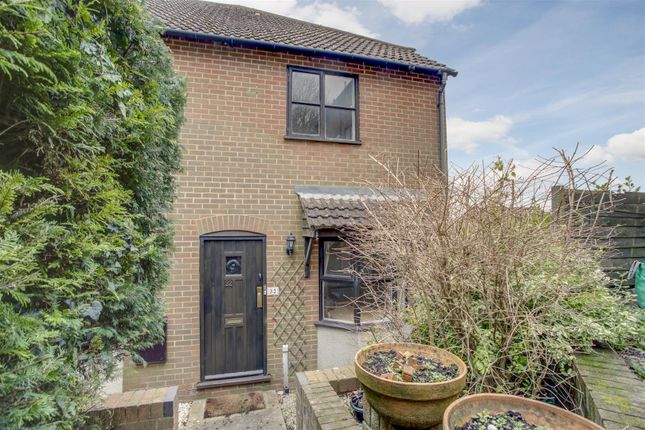 Thumbnail Terraced house to rent in Lawsone Rise, High Wycombe