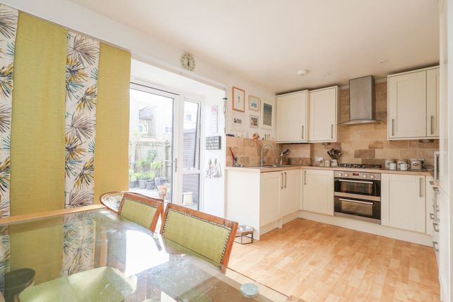3 Bredon Court Tower Road, Newquay photo 2
