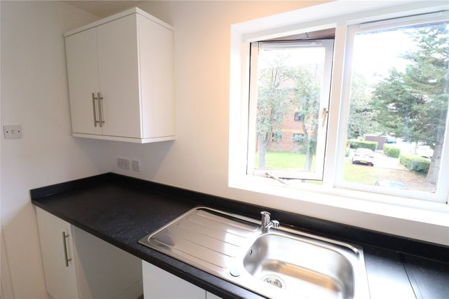 60, Heron Court, Colindale photo 4