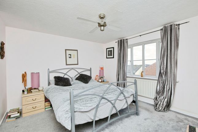6, Wren Court, Nottingham photo 4