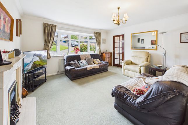 22, Burnaston Close, Dronfield photo 3