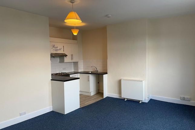 Flat 3 5, The Terrace, Alcombe photo 3