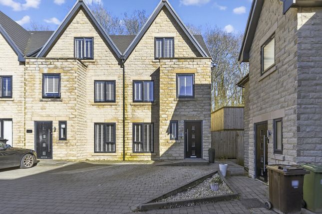 5-bed house on 10, Canal View, Ashton-under-Lyne, £410,000