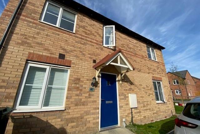 3-bed house on 40, Pickhills Grove, ROTHERHAM, £950/mo
