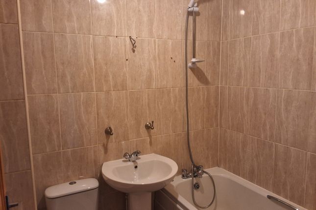 67A, Princess Avenue, Doncaster photo 5