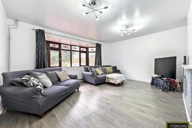 10, Sandown Road, Wickford photo 4