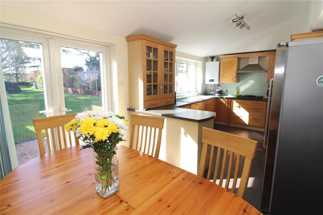 137, Beaufort Avenue, Hampshire photo 3