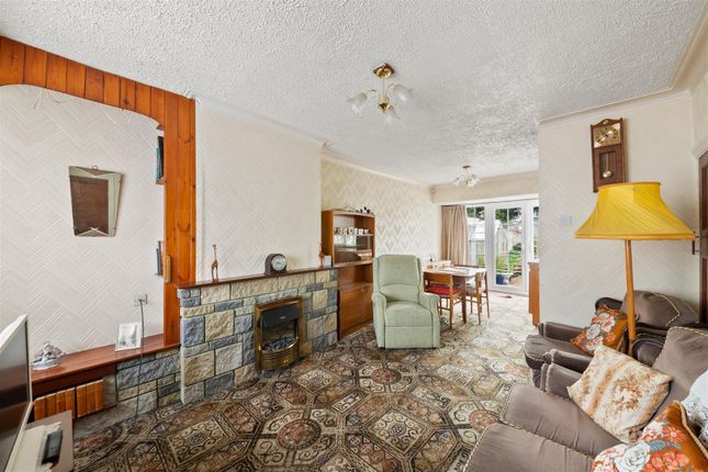 31, Woodrow Avenue, Hayes photo 2