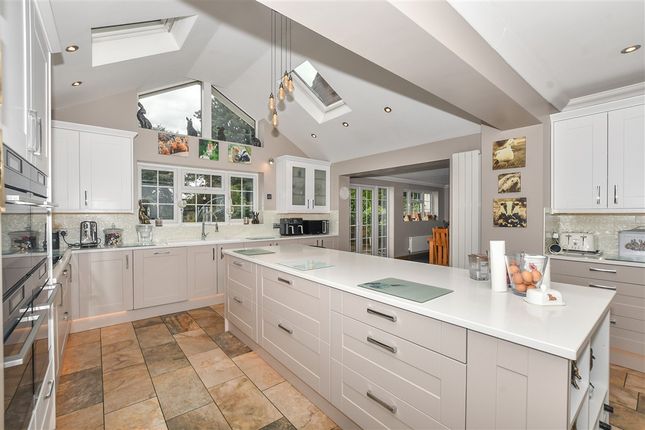 Ashford Road, Faversham photo 4