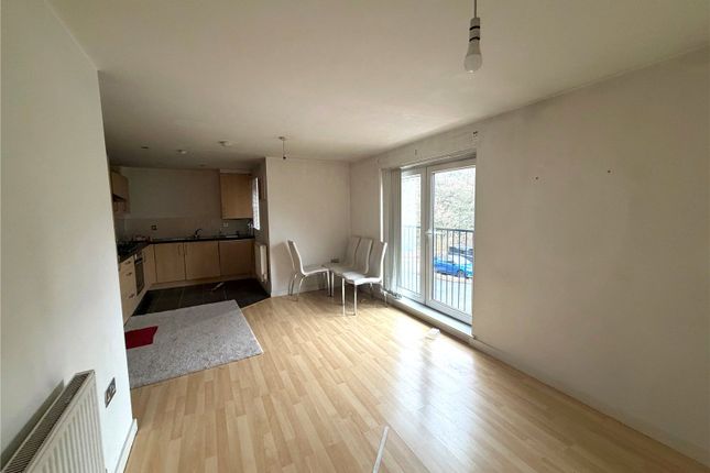 107, Hartford Drive, Greater Manchester photo 5