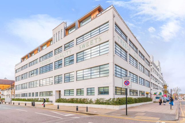 Thumbnail Flat for sale in Forest Gate, Upton Park, London