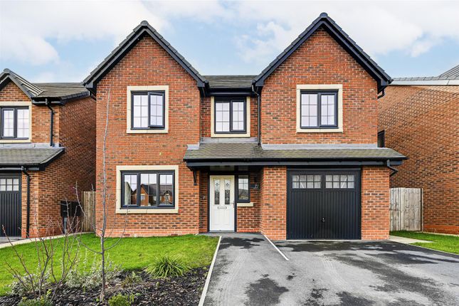 Thumbnail Detached house for sale in Kestrel Close, Congleton