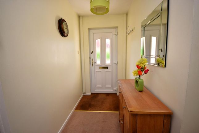 5, Oak Ridge, Exeter photo 4