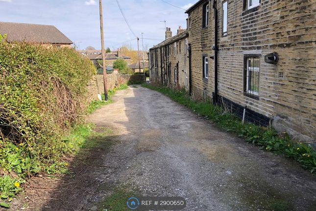 Foster Square, Denholme, Bradford photo 4