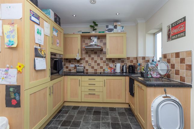 8, Coniston House, Badger Wood, Morecambe photo 3