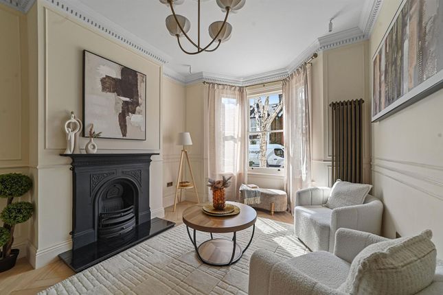 32, Campbell Road, London photo 2