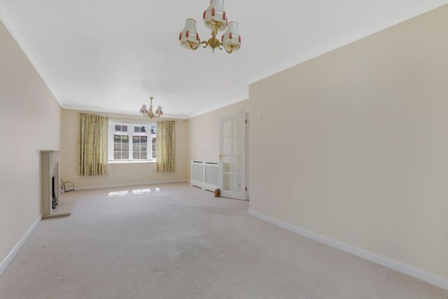 10 Carisbrooke Avenue, Nottingham photo 4