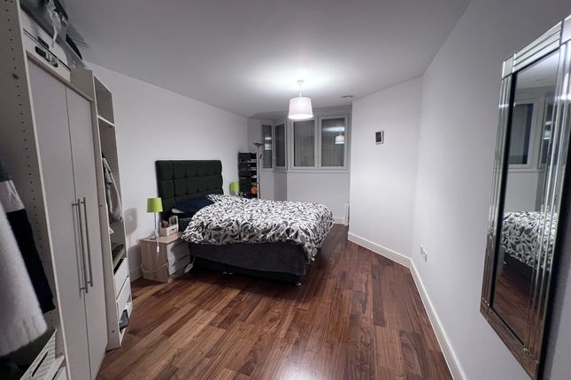 Apartment 501 Metropolitan House, Edgbaston, Birmingham photo 4