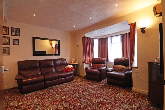 28, Hawthorn Drive, West Wickham photo 4