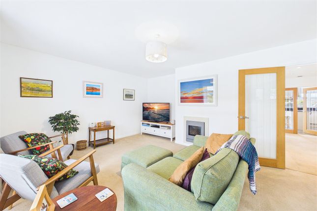 7, Holly Ridge, Portishead photo 2