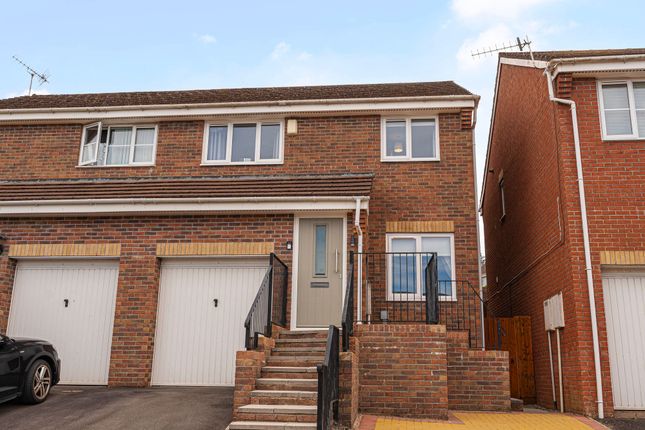 3 Hawthorn Drive, Merthyr Tydfil photo 4