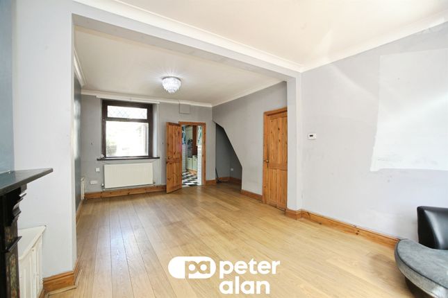 19, Sir Ivor Road, Blackwood photo 4