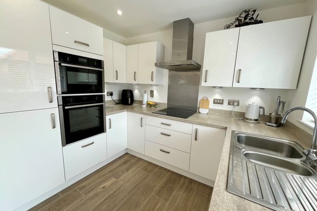 10, Wilmslow photo 3