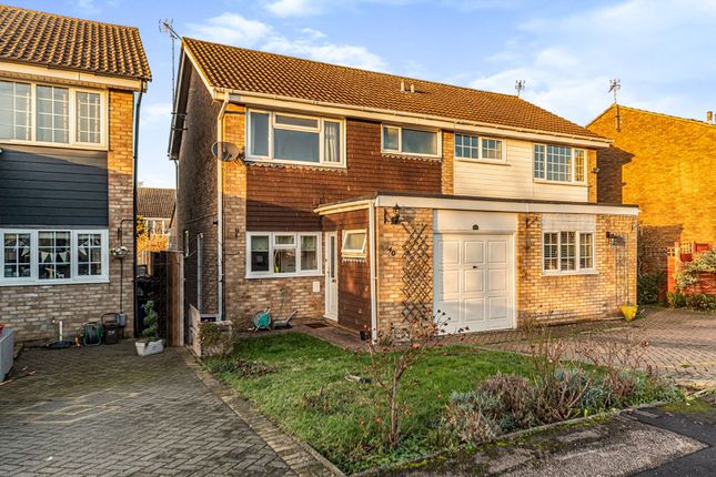 Thumbnail Semi-detached house for sale in Kings Hedges, Hitchin