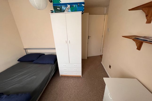 Terraced house to rent in Macbeth Close, Colchester