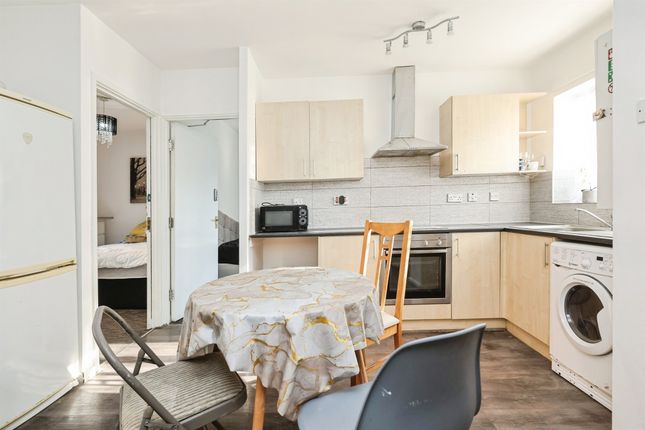 28, Mill Burn Way, Birmingham photo 4