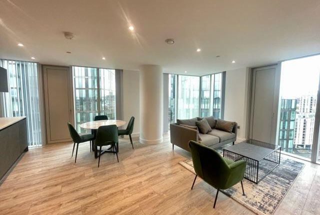 Flat 1605, Blade Tower, Manchester photo 2