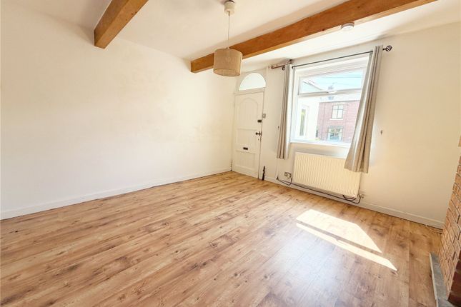 25, Pleasant Street, Greater Manchester photo 4