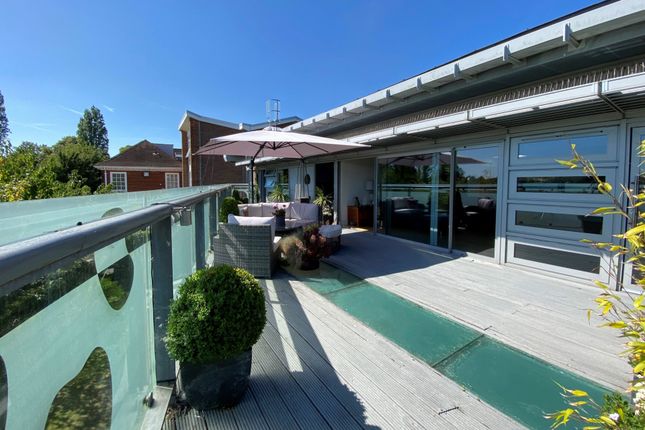 9 Delfbridge Manor, Dover Road, Sandwich photo 2