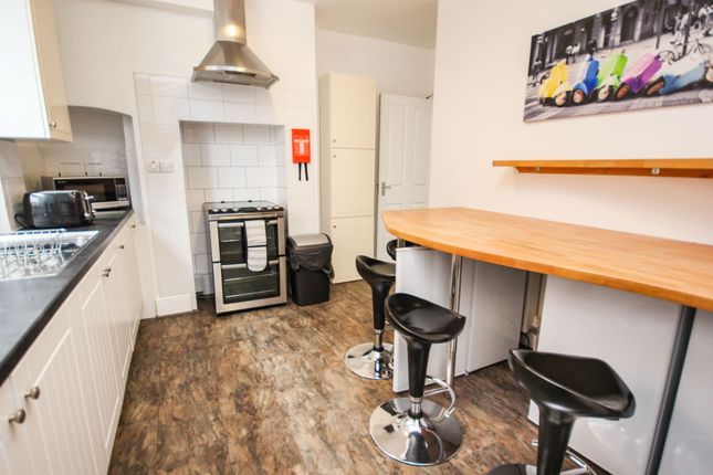209 Capstone Road, Bournemouth photo 5