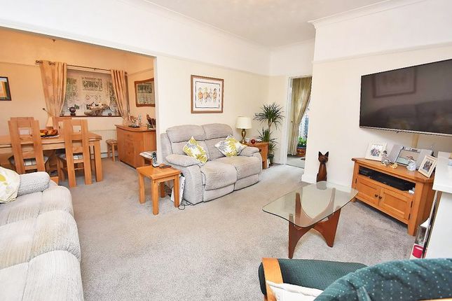 3 Longholm, Chequers Lane, Tadworth photo 4