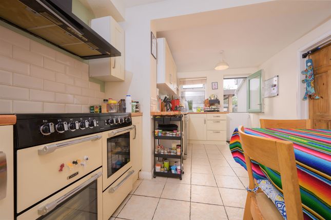 11, Addison Road, Kettering photo 3