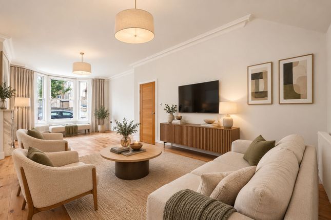 Flat 1, 17 Cardwell Road, London photo 2